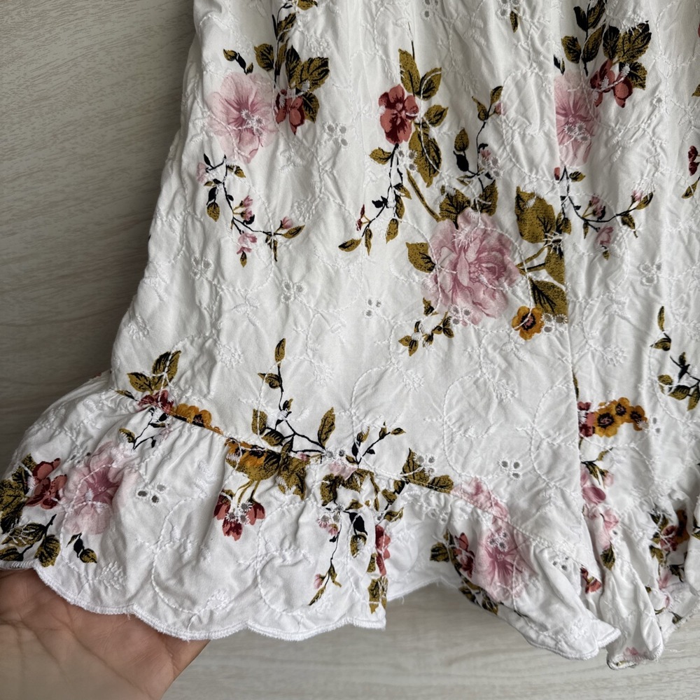 white floral American Eagle Outfitters romper Off The Shoulder Ruffled Eyelet M - Picture 2 of 11